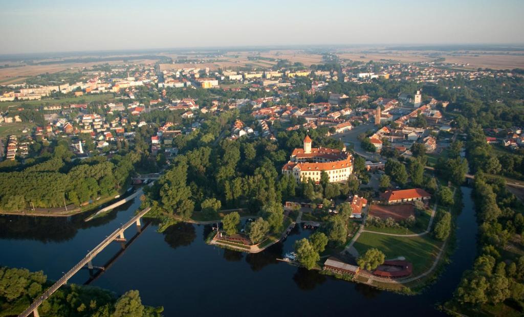 Hotel Zamek Pultusk Dom Polonii Kültér fotó