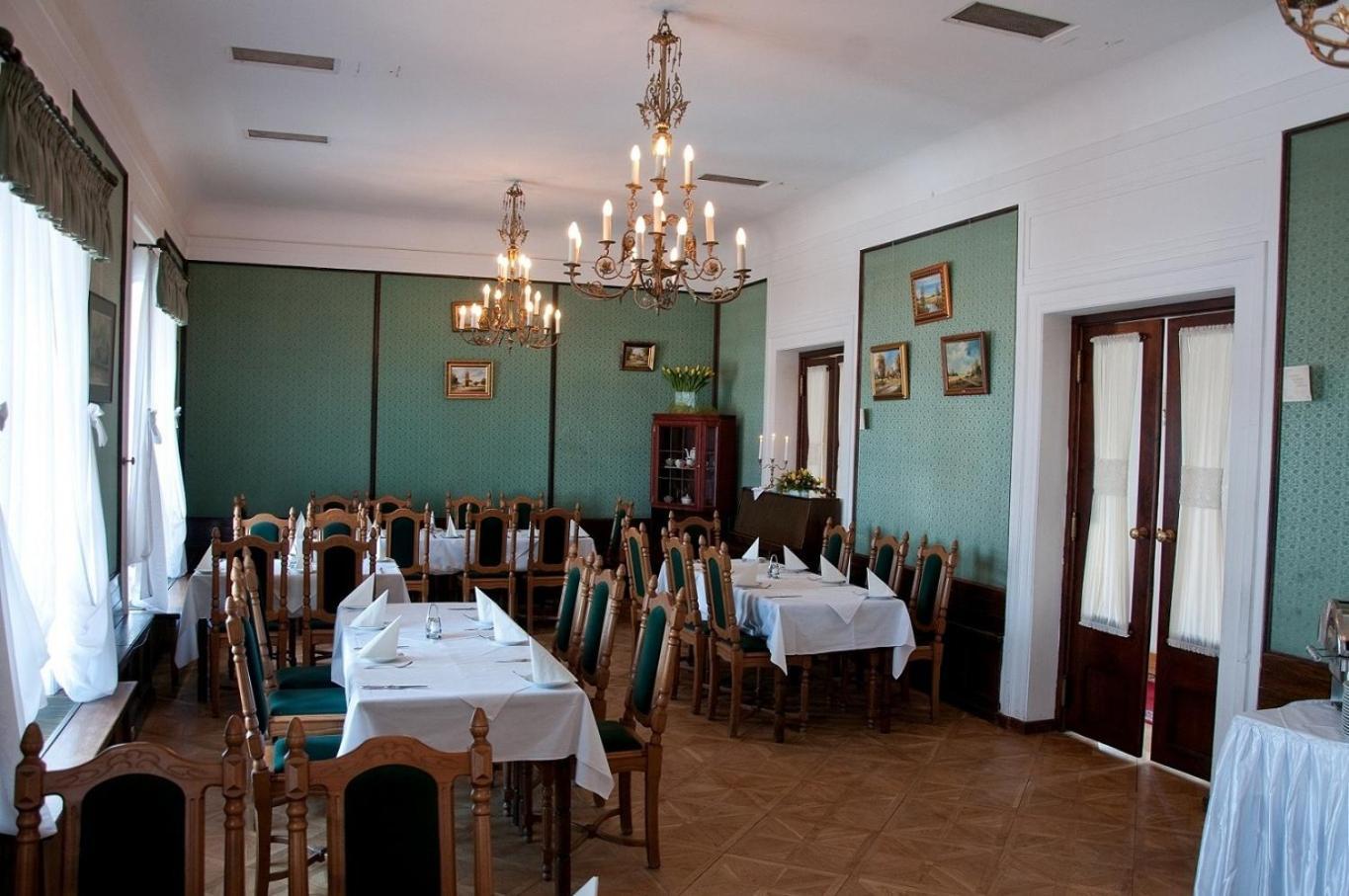 Hotel Zamek Pultusk Dom Polonii Kültér fotó