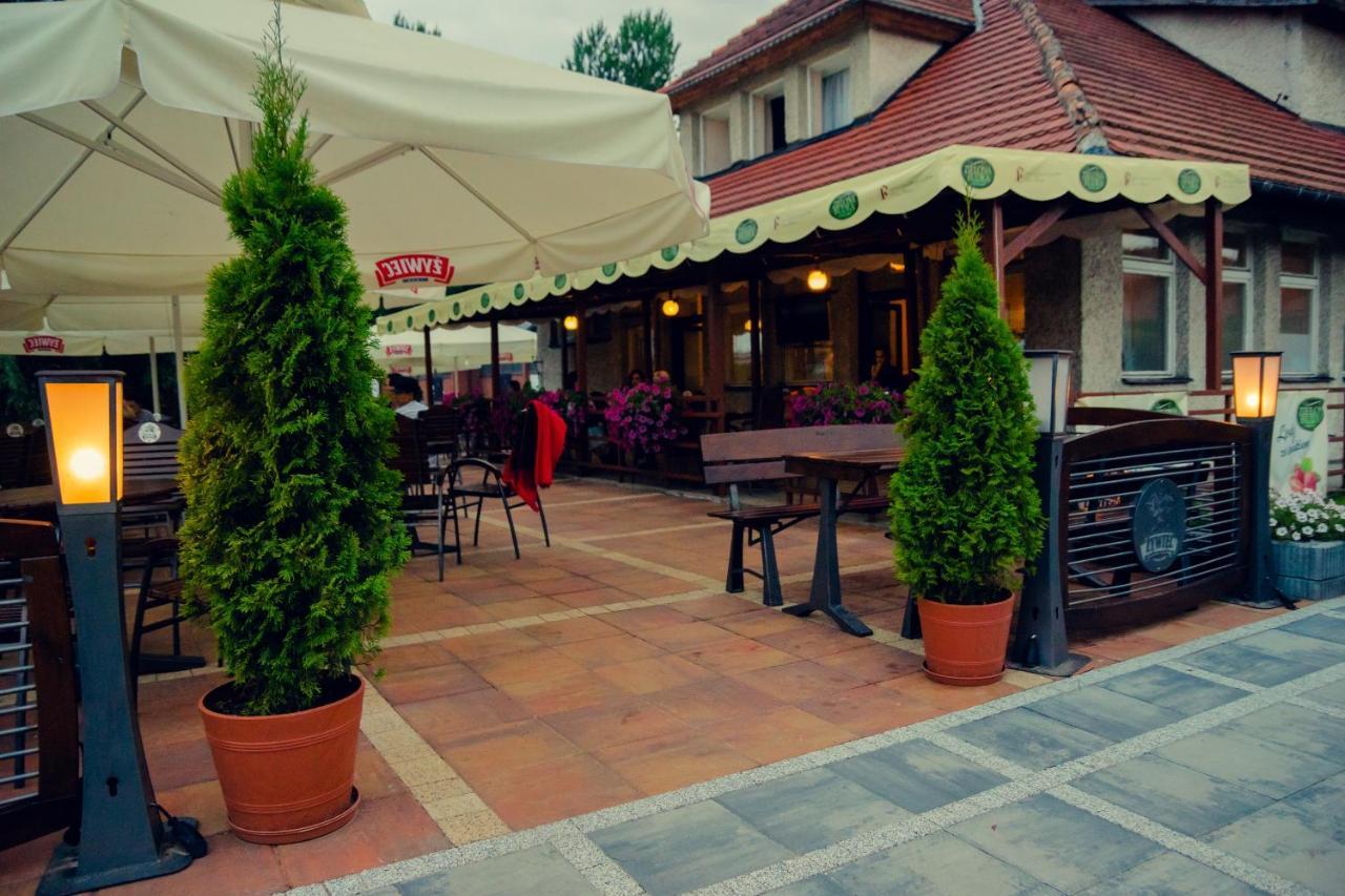 Hotel Zamek Pultusk Dom Polonii Kültér fotó