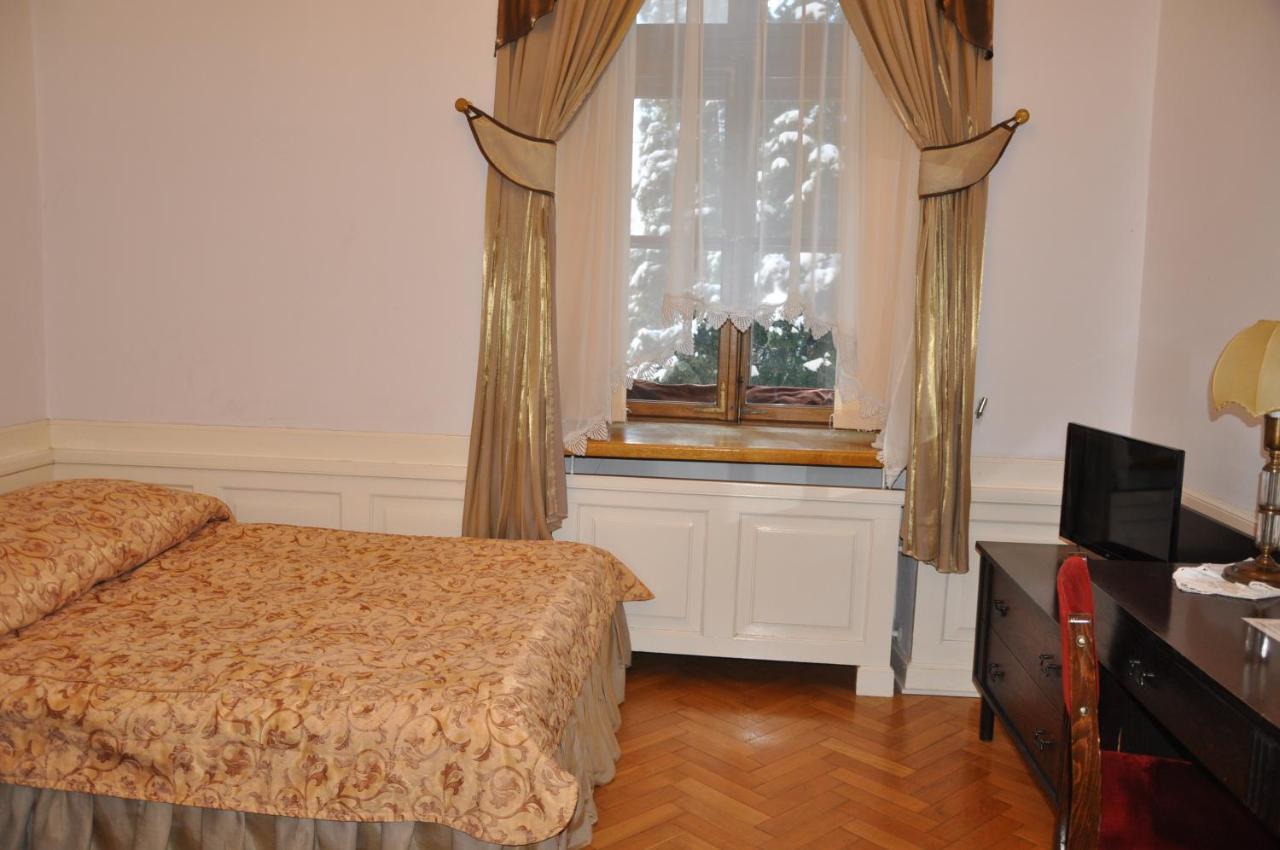 Hotel Zamek Pultusk Dom Polonii Kültér fotó